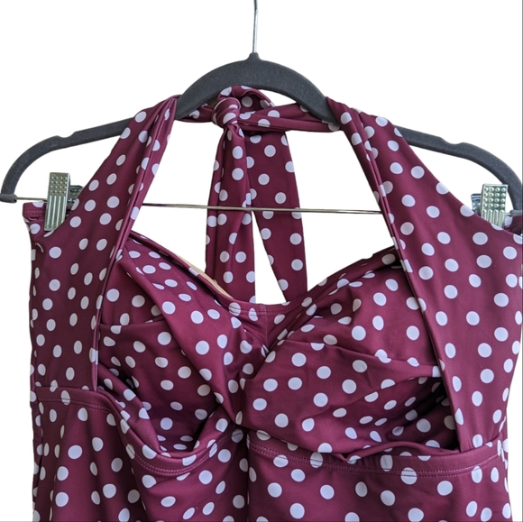 Swimsuits for All Adjustable Sheath One Piece Polkadot Swimsuit - Picture 5 of 8